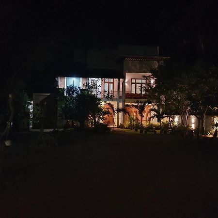 Ruwinsons Canal Garden Anuradhapura Esterno foto