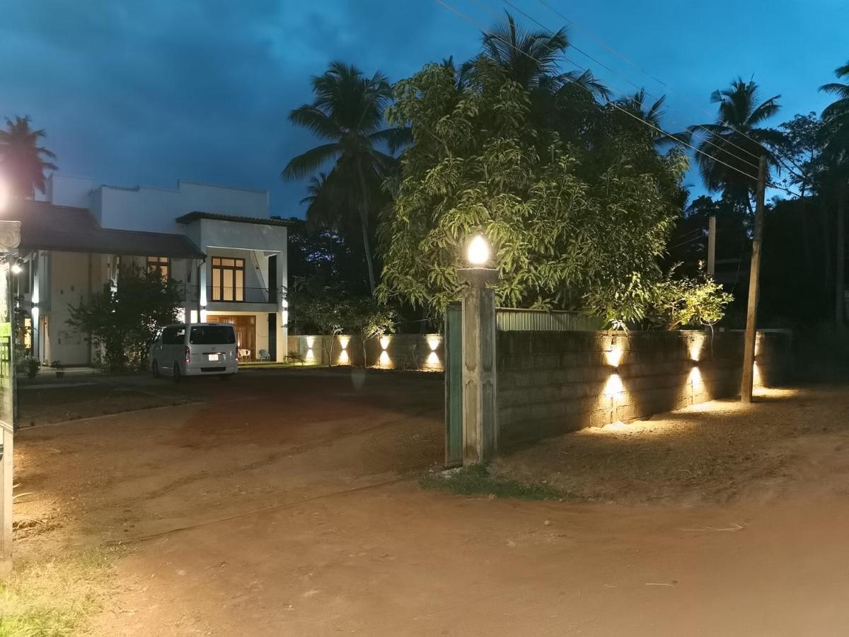 Ruwinsons Canal Garden Anuradhapura Esterno foto